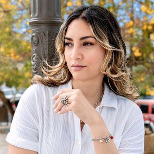 "Fuente" – A Handmade Tribute to Everlasting Motherly Love 💍💫